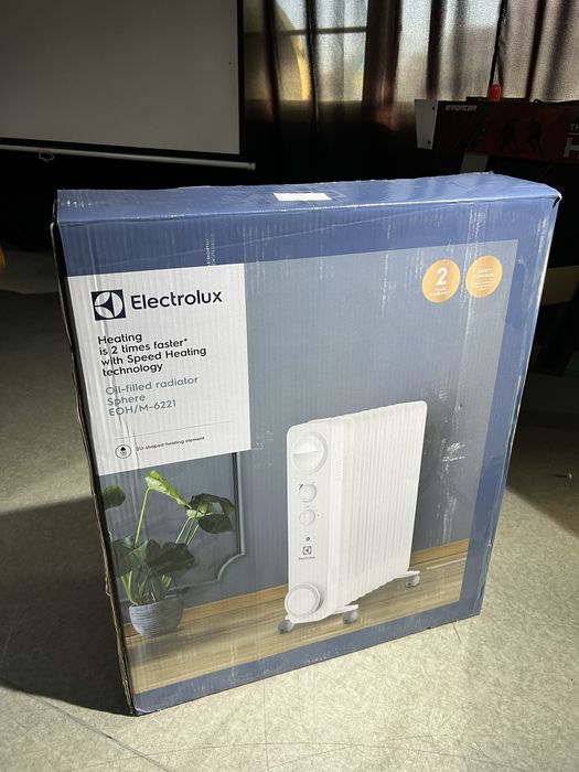 Масляный радиатор Electrolux EOH/M-6221 белый