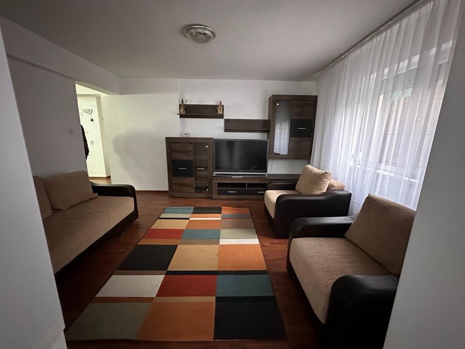 Inchiriez apartament 2 camere