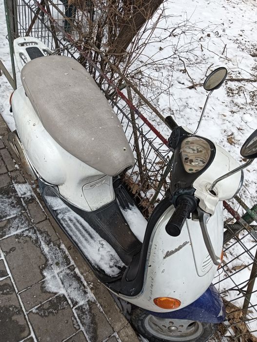 Vând scuter Piaggio