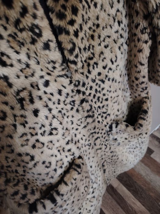 Пальто женское. Шуба леопардовая