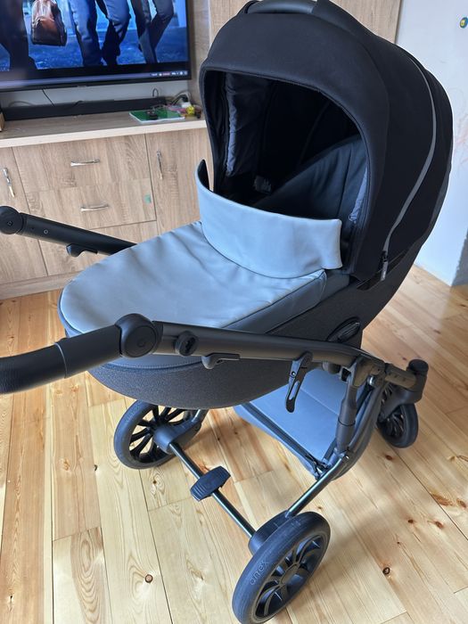 Продается коляска anex m-type pro