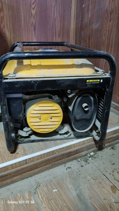 Бензиновый генератор Astra Korea AST3700DC.