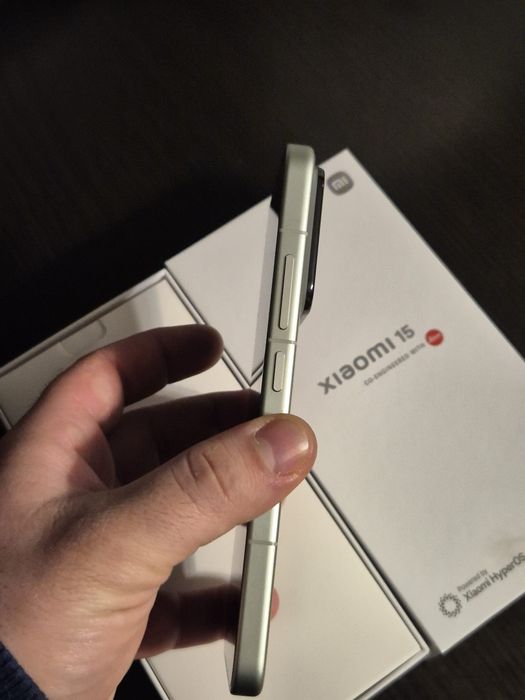 Xiaomi 15, 12gb ram, 512gb intern.