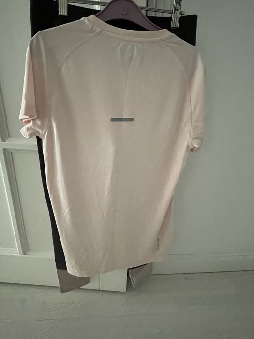 Футболки, лосины для фитнеса