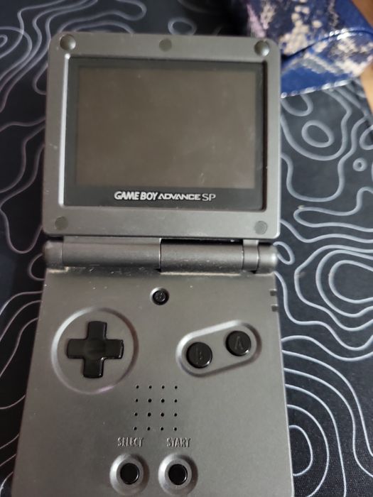продам game boy advance