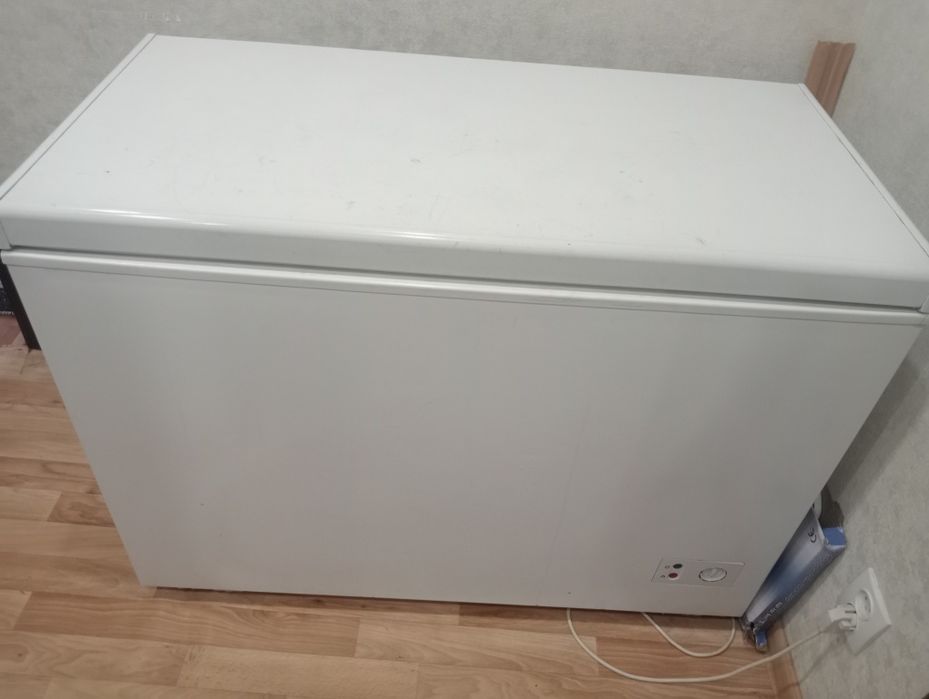 Продам морозильную камеру