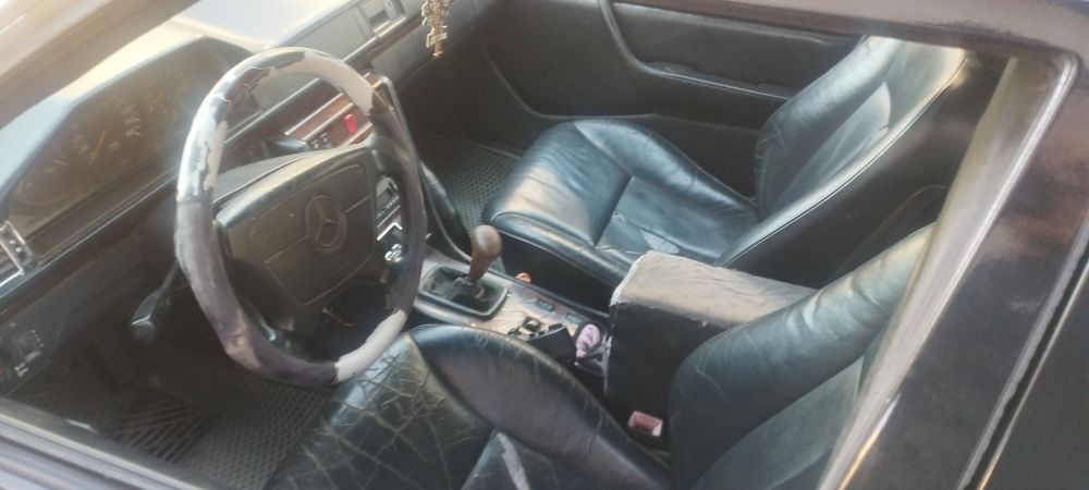 Продам Мерседес 124