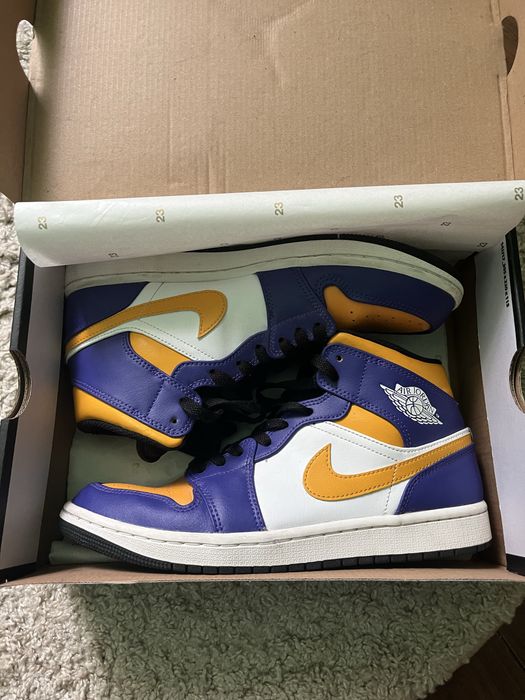 Air jordan 1 mid lakers second hand si noi de vanzare • Anunturi