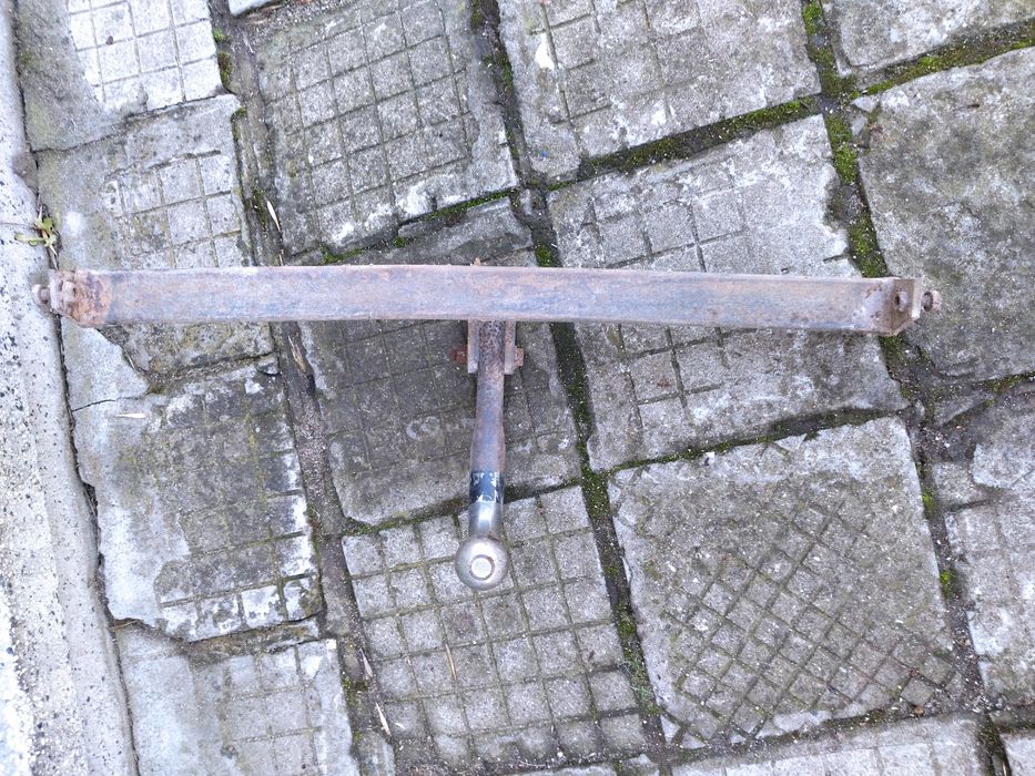 Теглич за джип лек автомобил или фреза