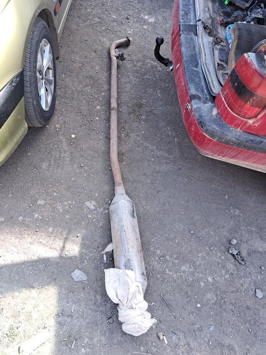 Продам глушитель на камри