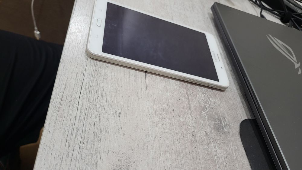 Продам планшет Samsung TAB A6