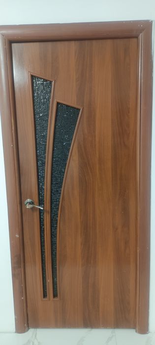 Продам межкомнатные двери