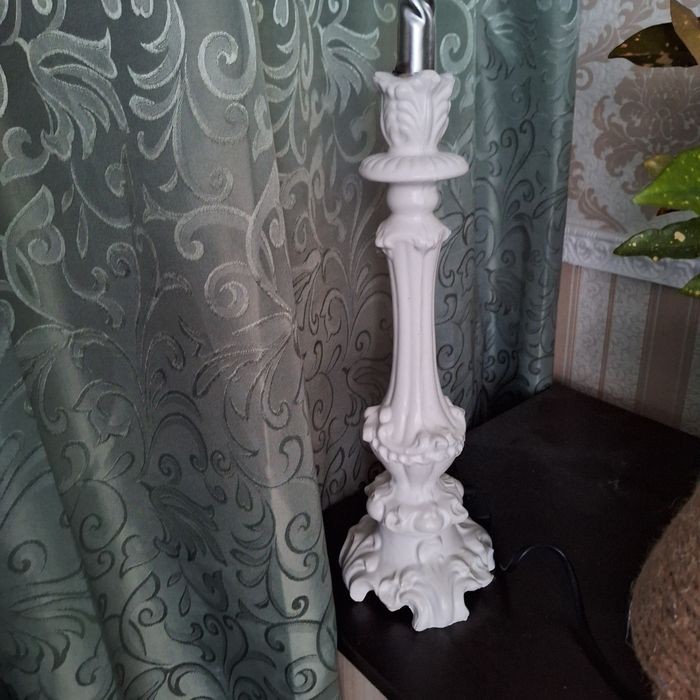 Порцеланов свещник, италия