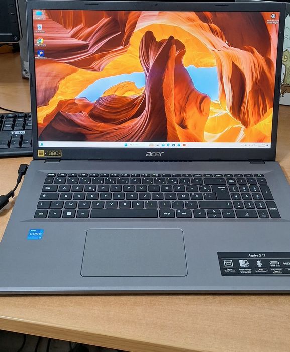 Laptop ca si nou