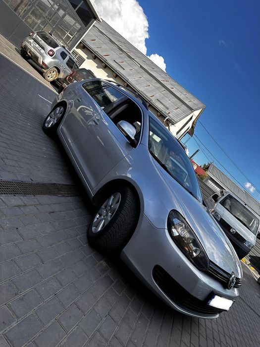 VOLKSWAGEN Golf 2010 — imagine 2