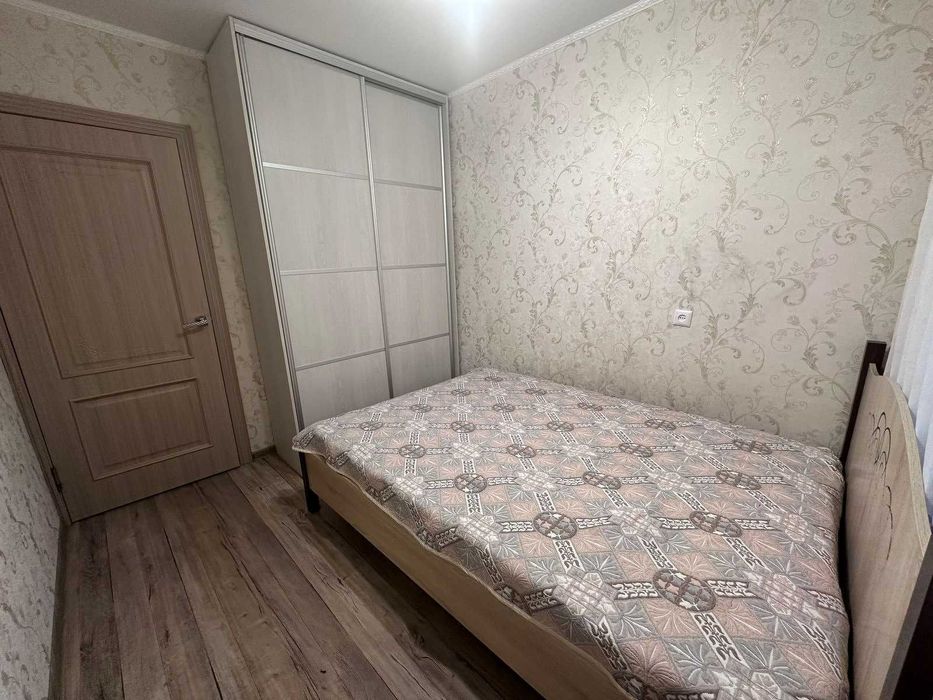 Продам 2 комн. кв., в 19 мкрн.