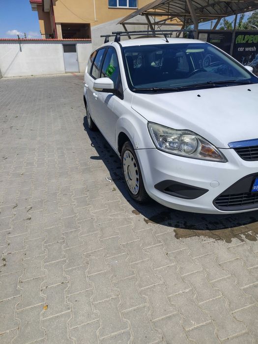Vand ford focus an 2010