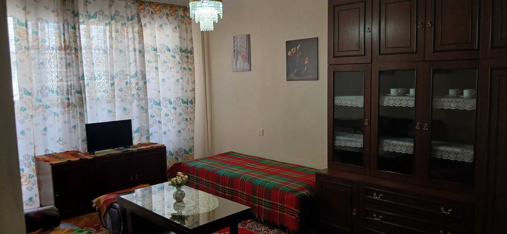 2-стаен под наем-Салито,280 €