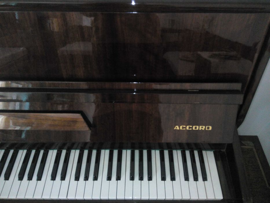 Акустично пиано "Акорд"