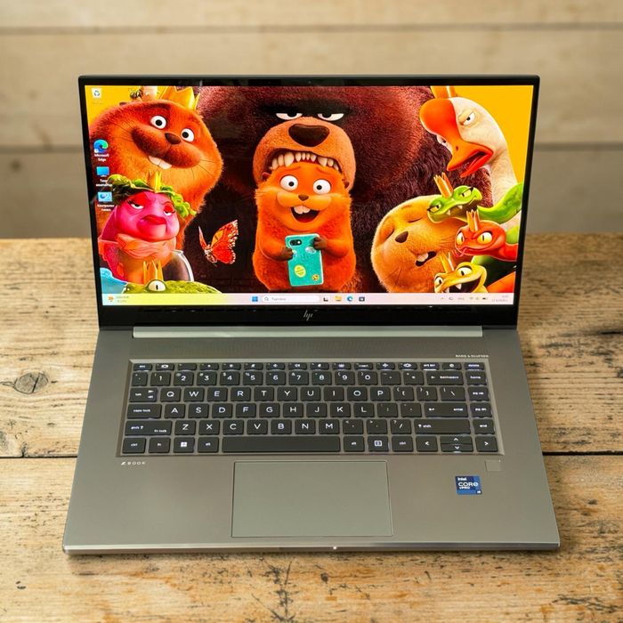 15.6' UHD 4K AMOLED Touch/i9-11950H/Hp Zbook Studio G8/32GB DDR4/1TB SSD/RTX A2000