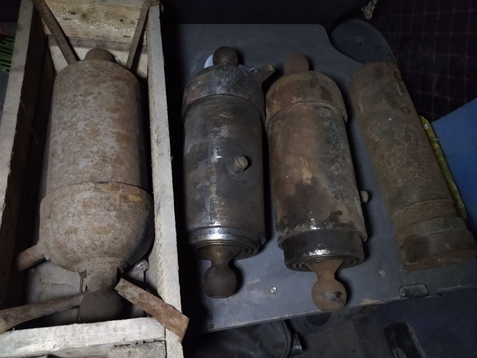 Продам цилиндр для подьема кузова ЗИЛ газ 53