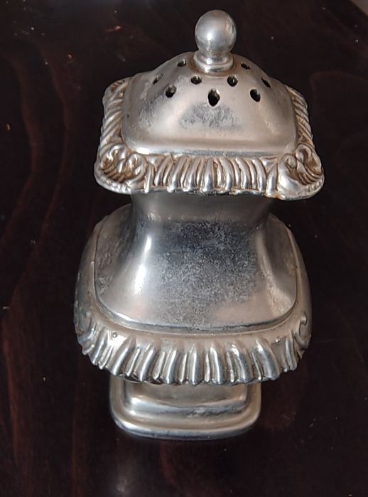 Старинна солница