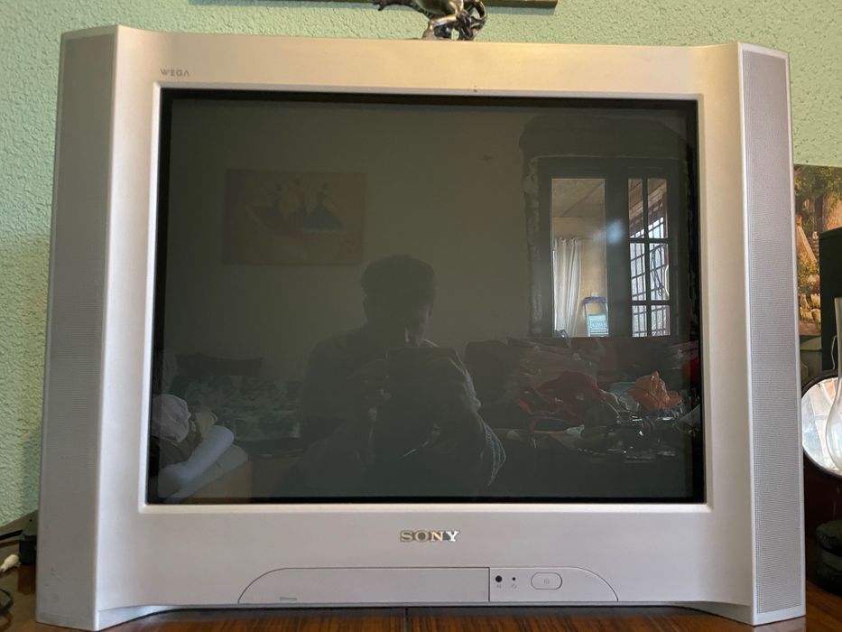 Sony Wega 27,5 инча