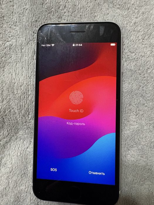 Продам iphone se 2020 64gb