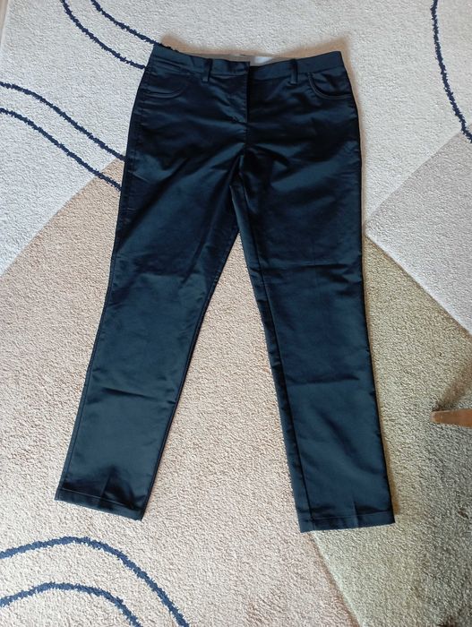 Оригинален спортно-елегантен, прав панталон Puma размер L