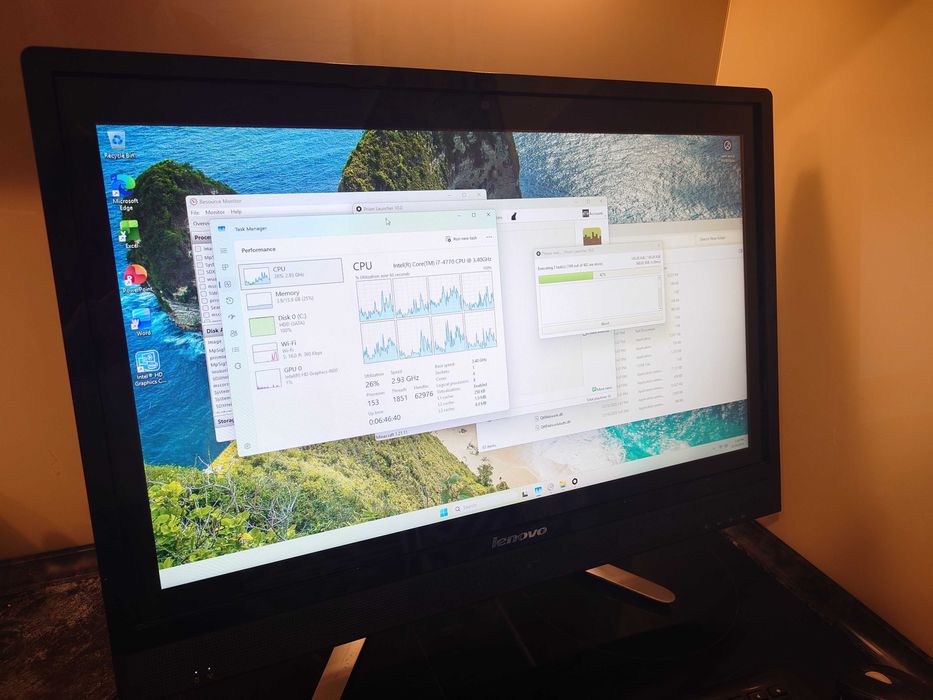 AIO Lenovo C560 - 23 inch, 16 GB RAM, i7 4770, 500 GB, Touchscreen