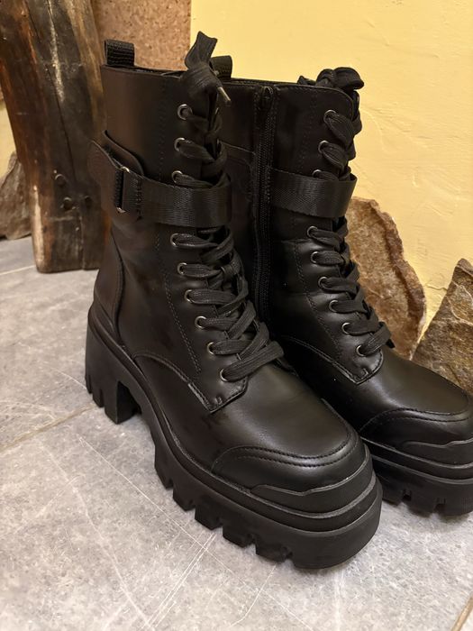 Зимни обувки с платформа