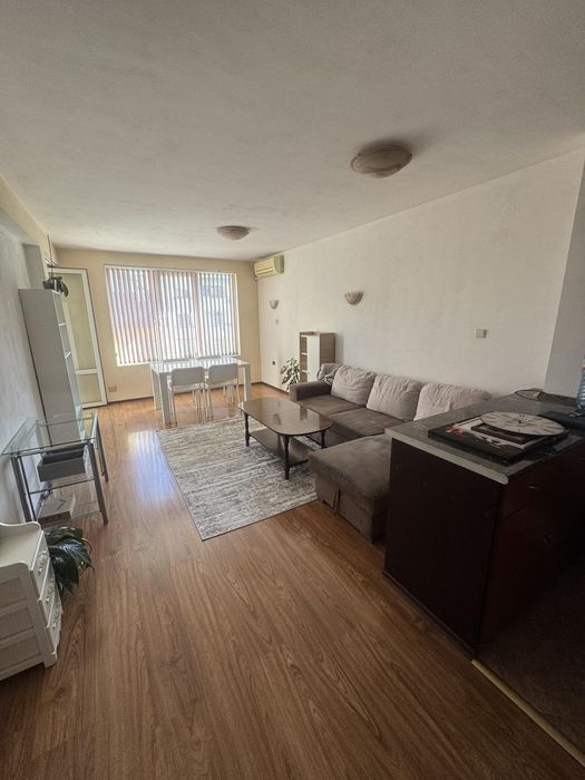 Дава се под наем Двустаен апартамент в Пловдив, Христо Смирненски - 77 кв.м за 440 € - Снимка #1