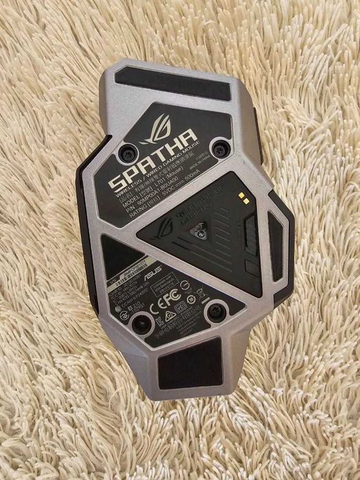 Геймърска Мишка Asus Spatha