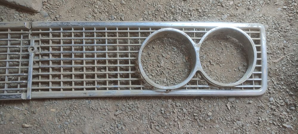 Продам никелевый решетку ВАЗ 2103.