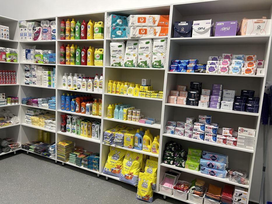 Продается Стелажи в отличном состояний