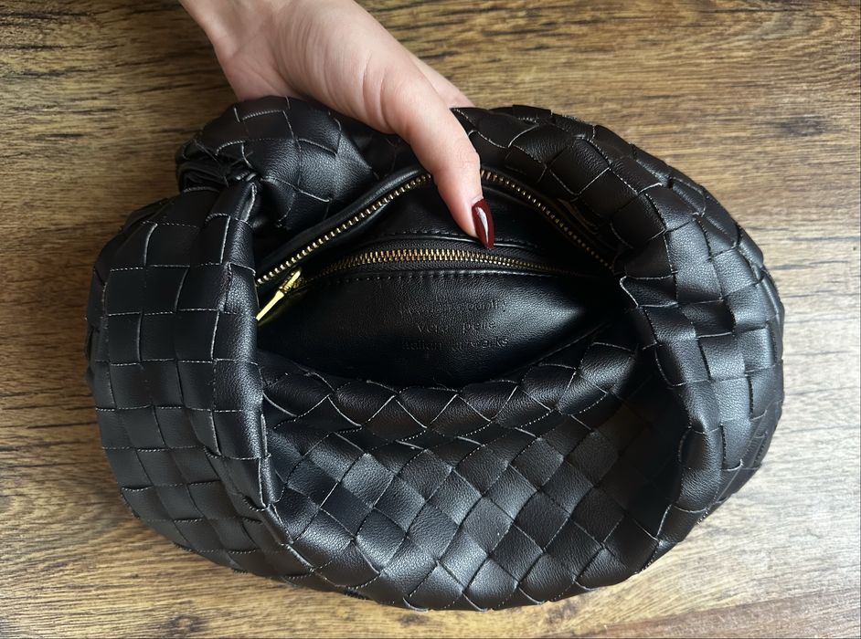 Дамска чанта естествена кожа