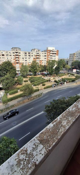 inchiriez apartament