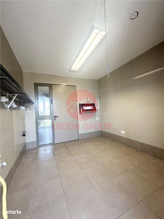 Spatiu Comercial Eforie Nord 160 mp, Situat in Zona Foarte buna, Trafi