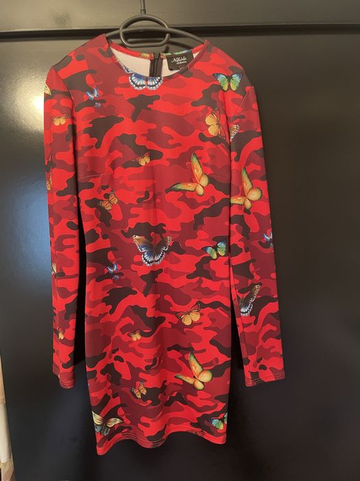 Cliche, Zara рокля