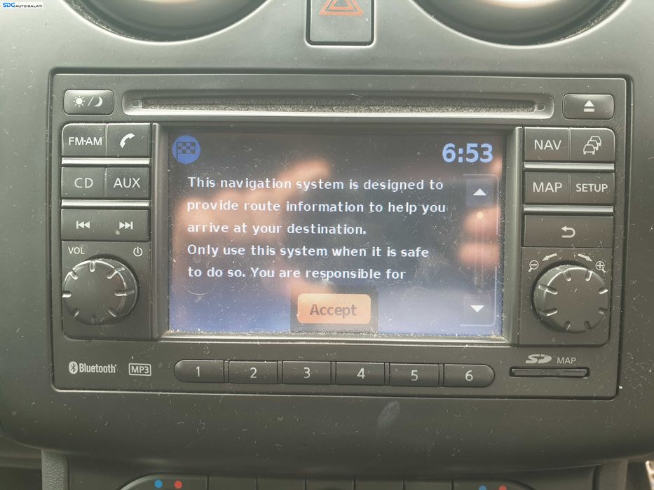 Navigatie Radio CD Player Nissan Qashqai J10 2007 - 2013 [K6632]