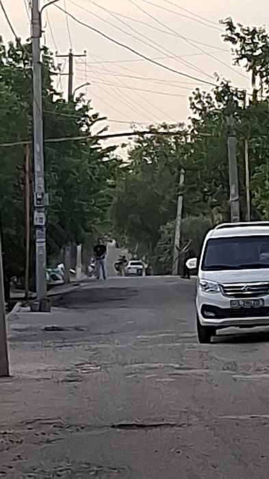 Продаётся 3.4 соток Хасанбой шахар тарафи