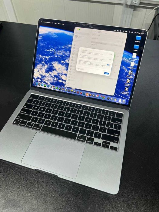 Macbook M3 256GB