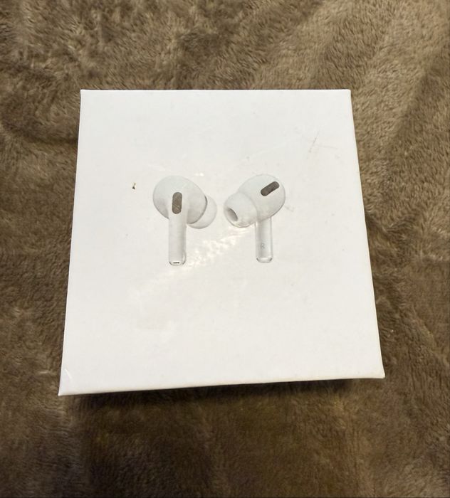AirPods Pro белые,новые