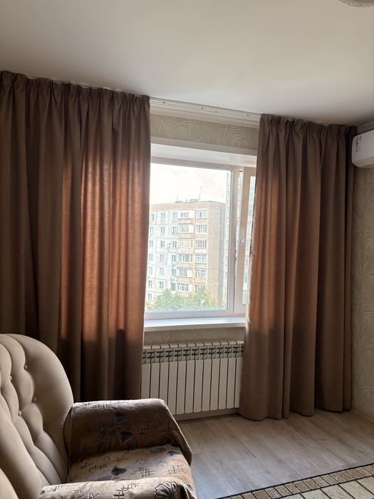 Продам шторы новые