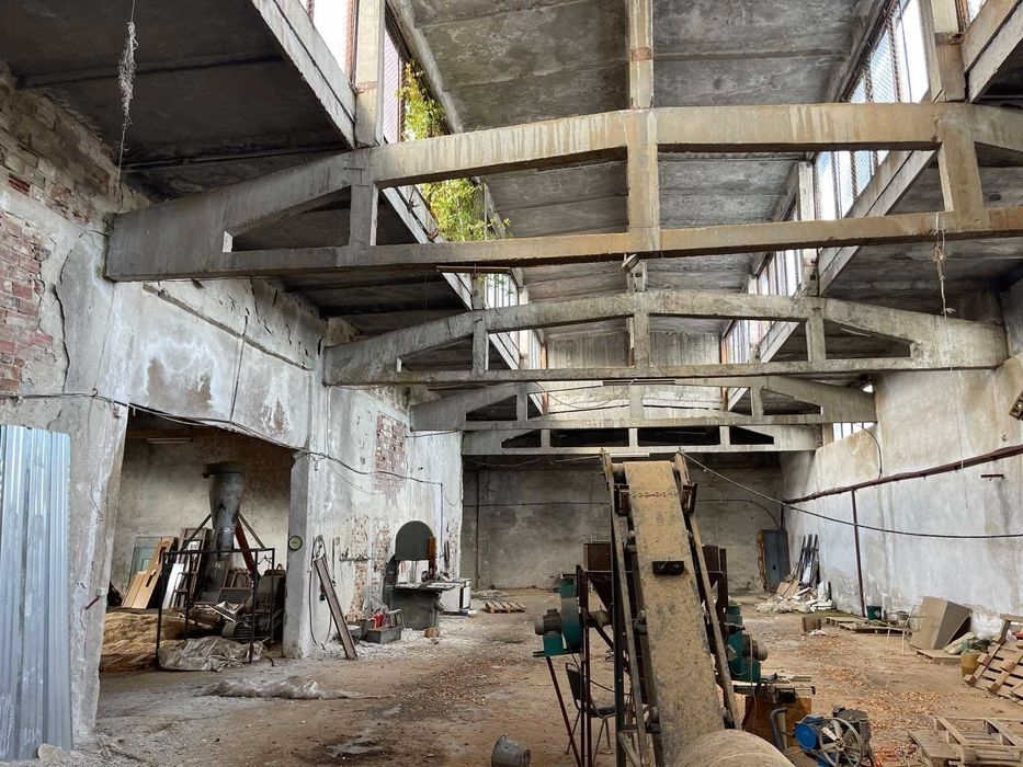 Продава се Промишлена сграда в Банско - 2340 кв.м за 150 €/кв.м - Снимка #7