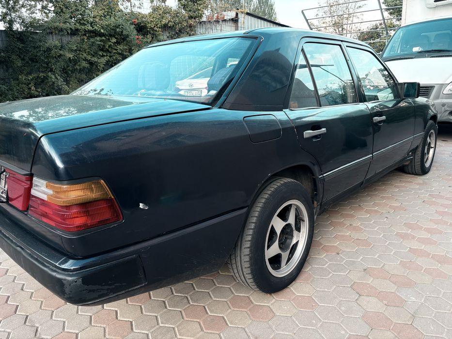 Mercedes BenZ e230