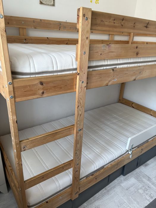 Pat supraetajat ikea