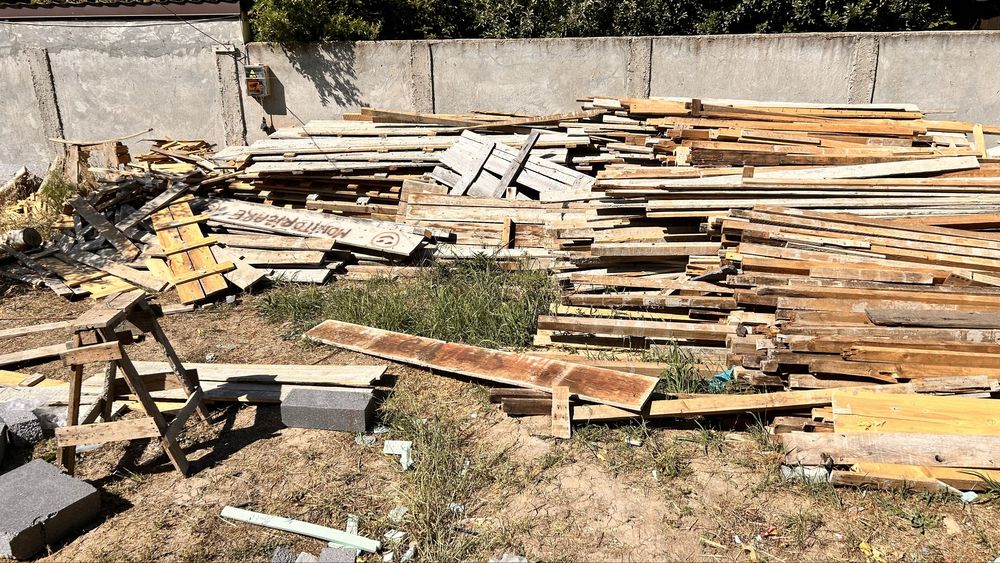 Lemne noi folosite in cofrare constructie sipci si dulapi