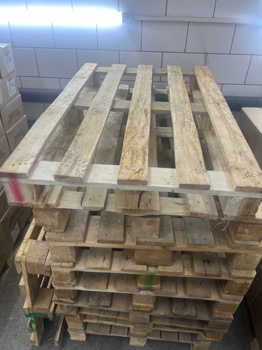 Продам поддоны 1500тг