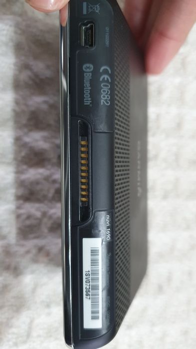 Навигация Garmin nüvi 1690+карта памет Sandisk 16GB